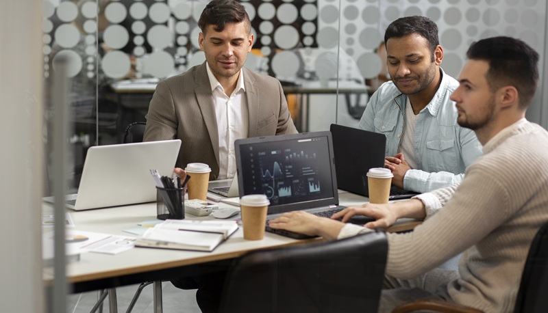 AI + Empathy: How HR Leaders Can Stay Human in the Age of Automation. 